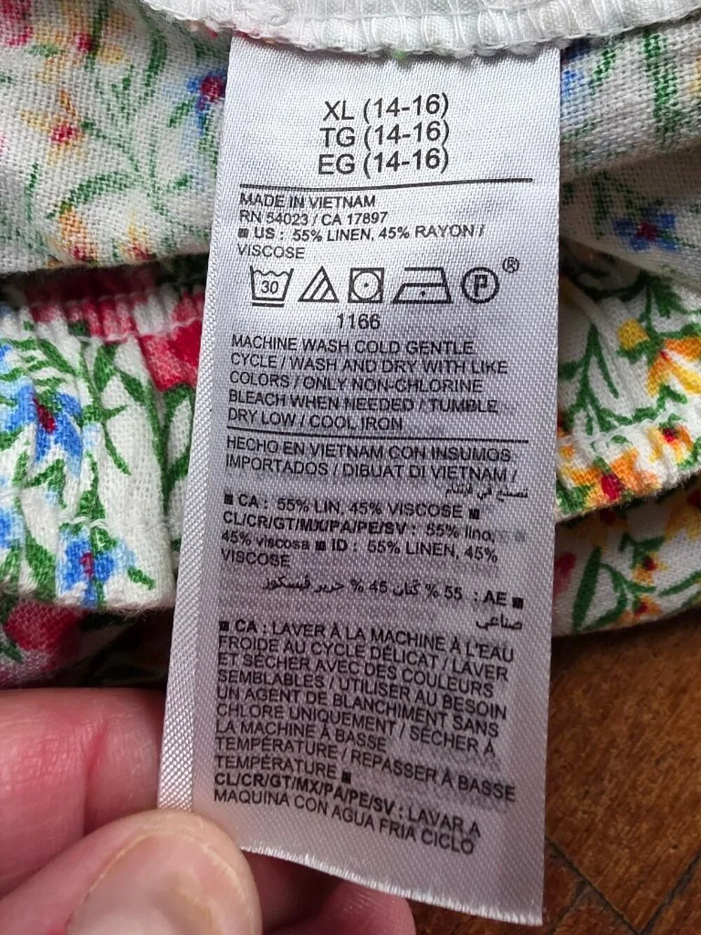 Old Navy Girls Floral Summer Shorts Size XL (14-16)